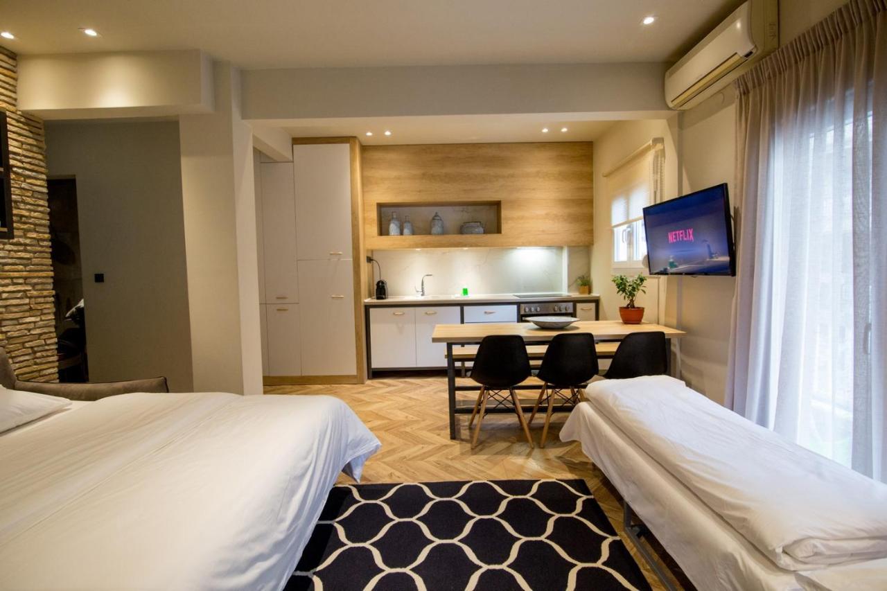 Thess Cozy Living Apartment Tesalonika Bagian luar foto