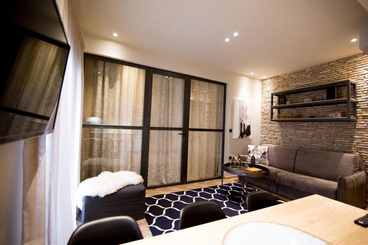 Thess Cozy Living Apartment Tesalonika Bagian luar foto